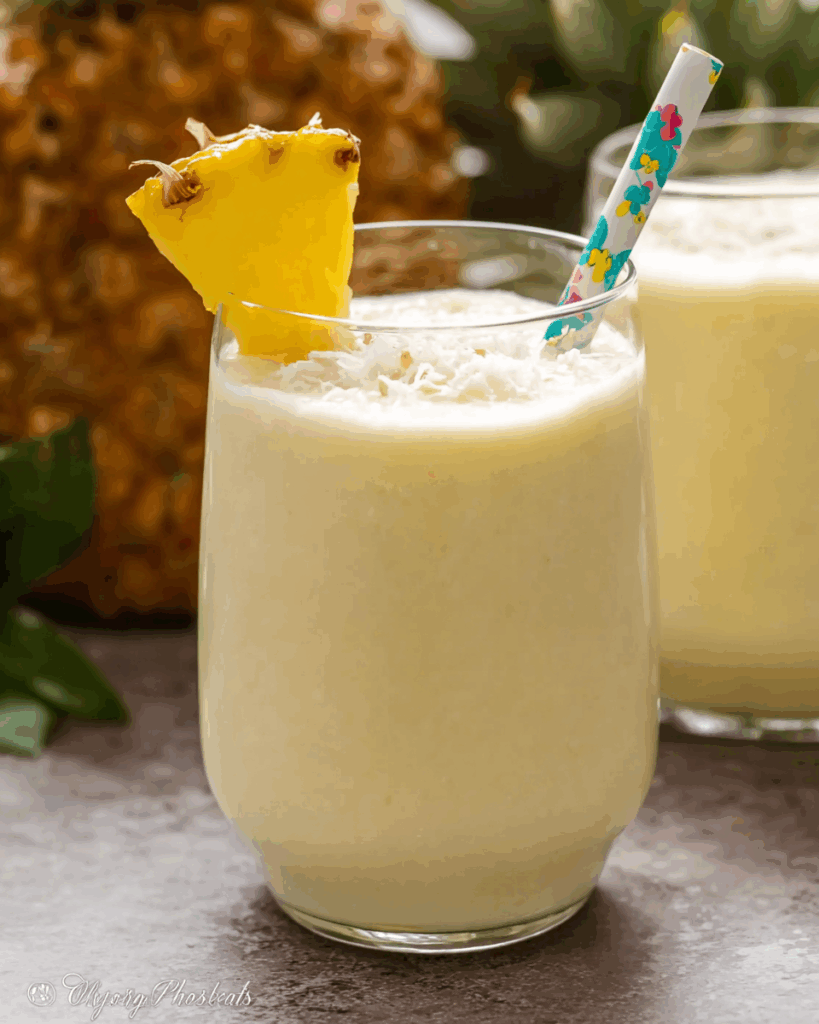 Tropical Pineapple Coconut Smoothie 3