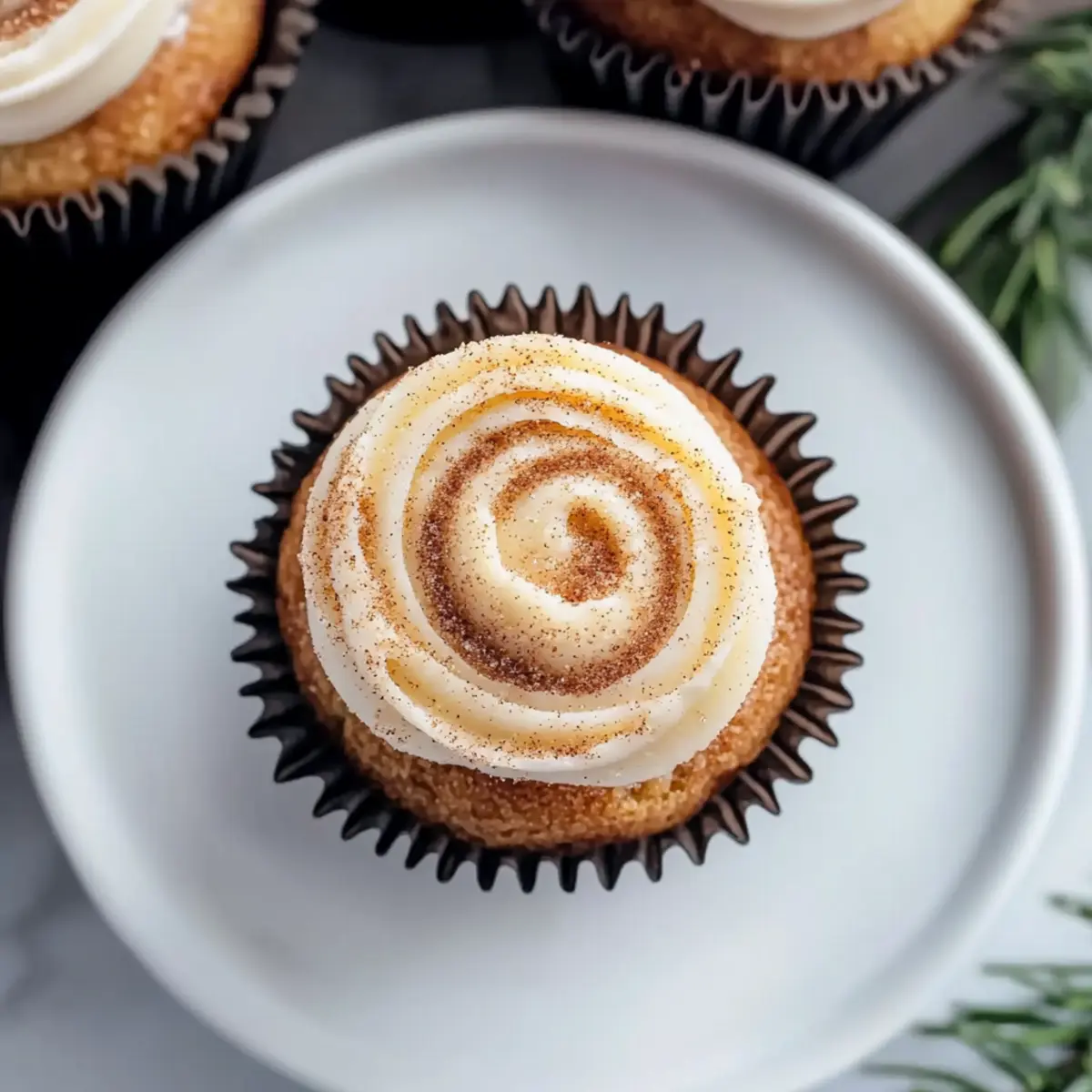 Cinnamon Roll Cupcakes do18n0