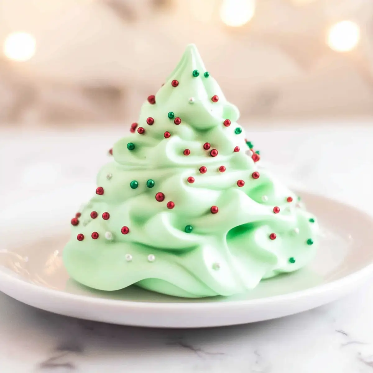 Christmas Tree Meringues jlmvc4