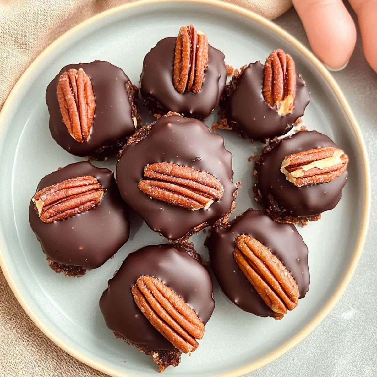 Delightful No-Bake Pecan Pie Bites for Guilt-Free Indulgence